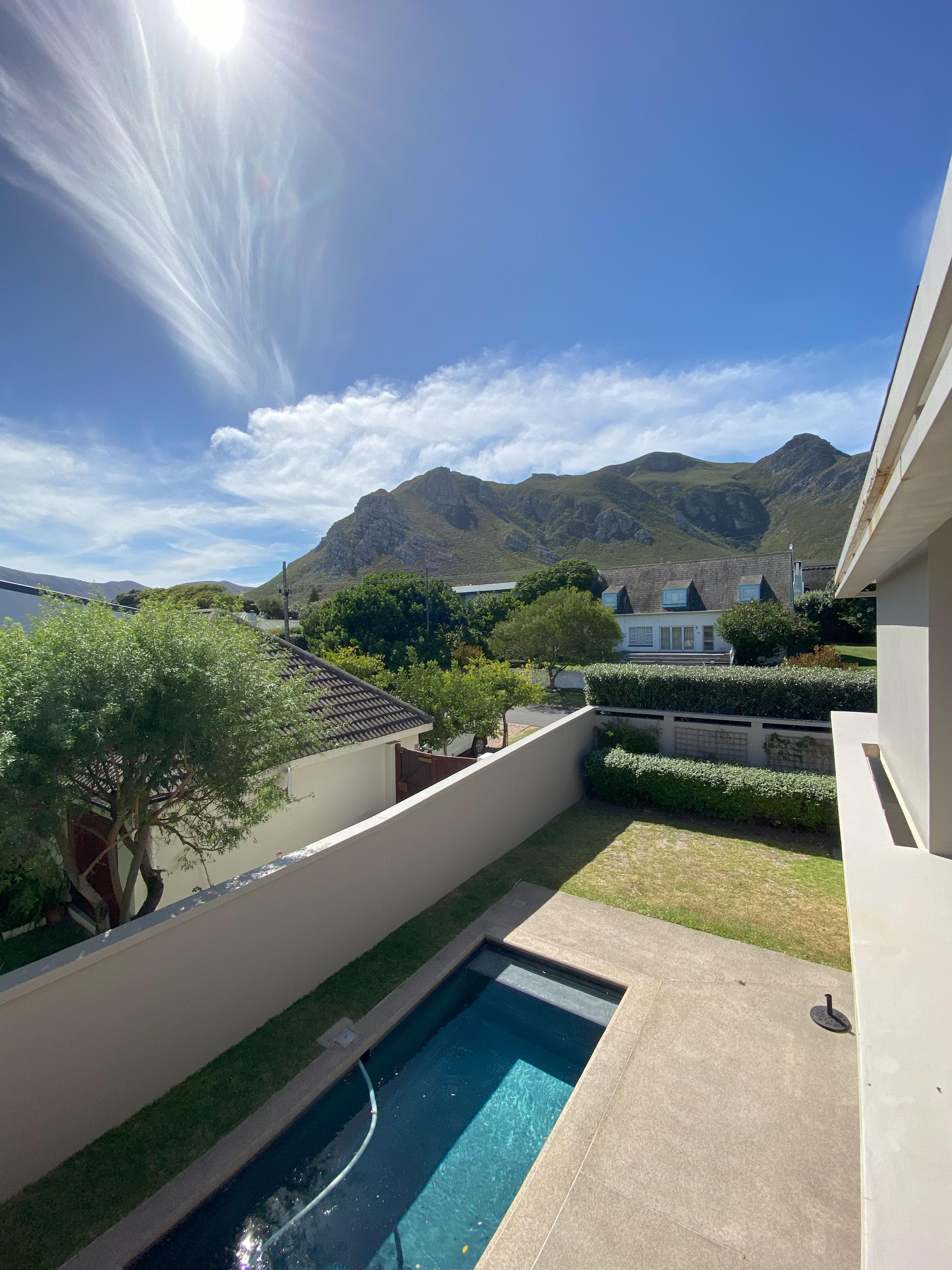 To Let 3 Bedroom Property for Rent in Voelklip Western Cape